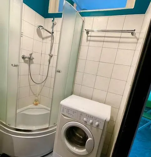 Super Square Metro X2 Fast Wifi 55'tv Netflix Hbo Appletv+ Amazontv شقة وارسو