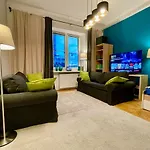 דירה Super Square Metro X2 Fast Wifi 55'tv Netflix Hbo Appletv+ Amazontv