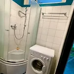 Super Square Metro X2 Fast Wifi 55'tv Netflix Hbo Appletv+ Amazontv Appartement Varsovie